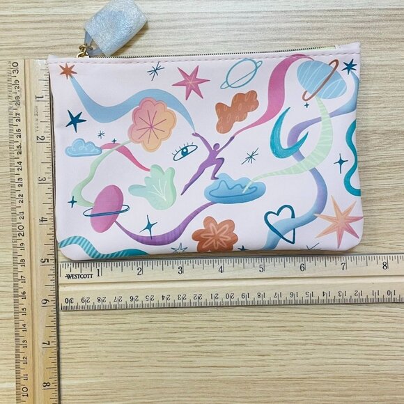 Ipsy Glam Bag Zippered Pouch Cosmetics Bag in Light Pink with Dreamy Designs - Picture 5 of 8